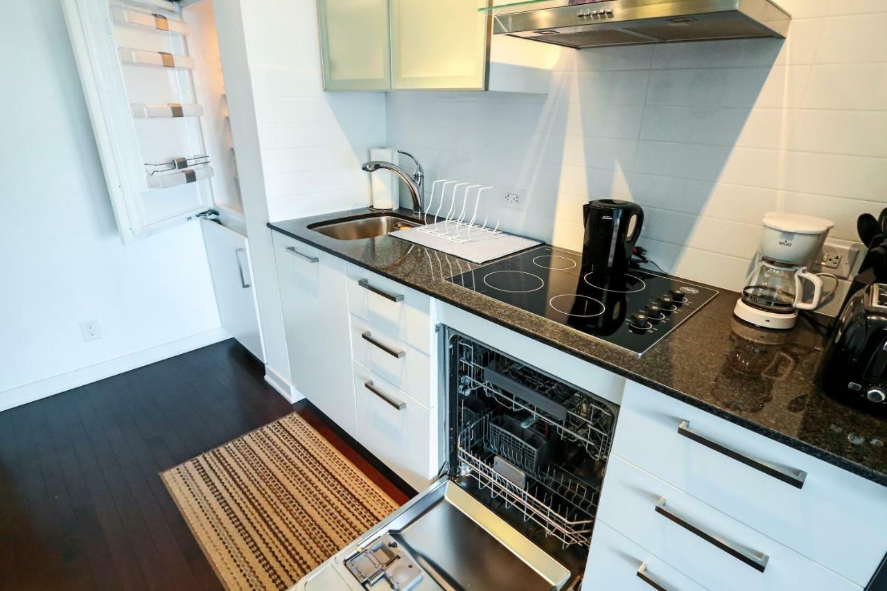 Micasa Suites - Modern Executive Condo Toronto Exteriör bild