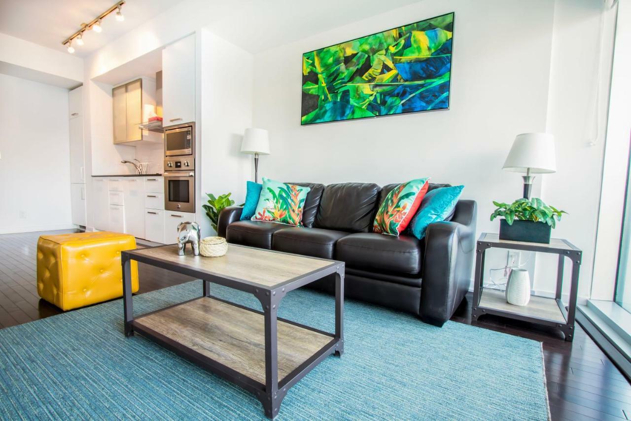 Micasa Suites - Modern Executive Condo Toronto Exteriör bild