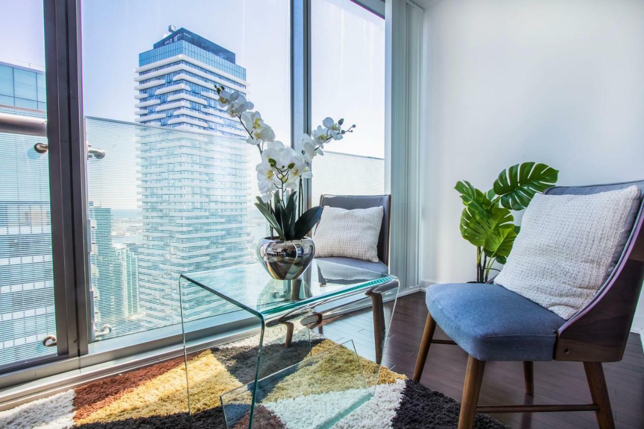 Micasa Suites - Modern Executive Condo Toronto Exteriör bild